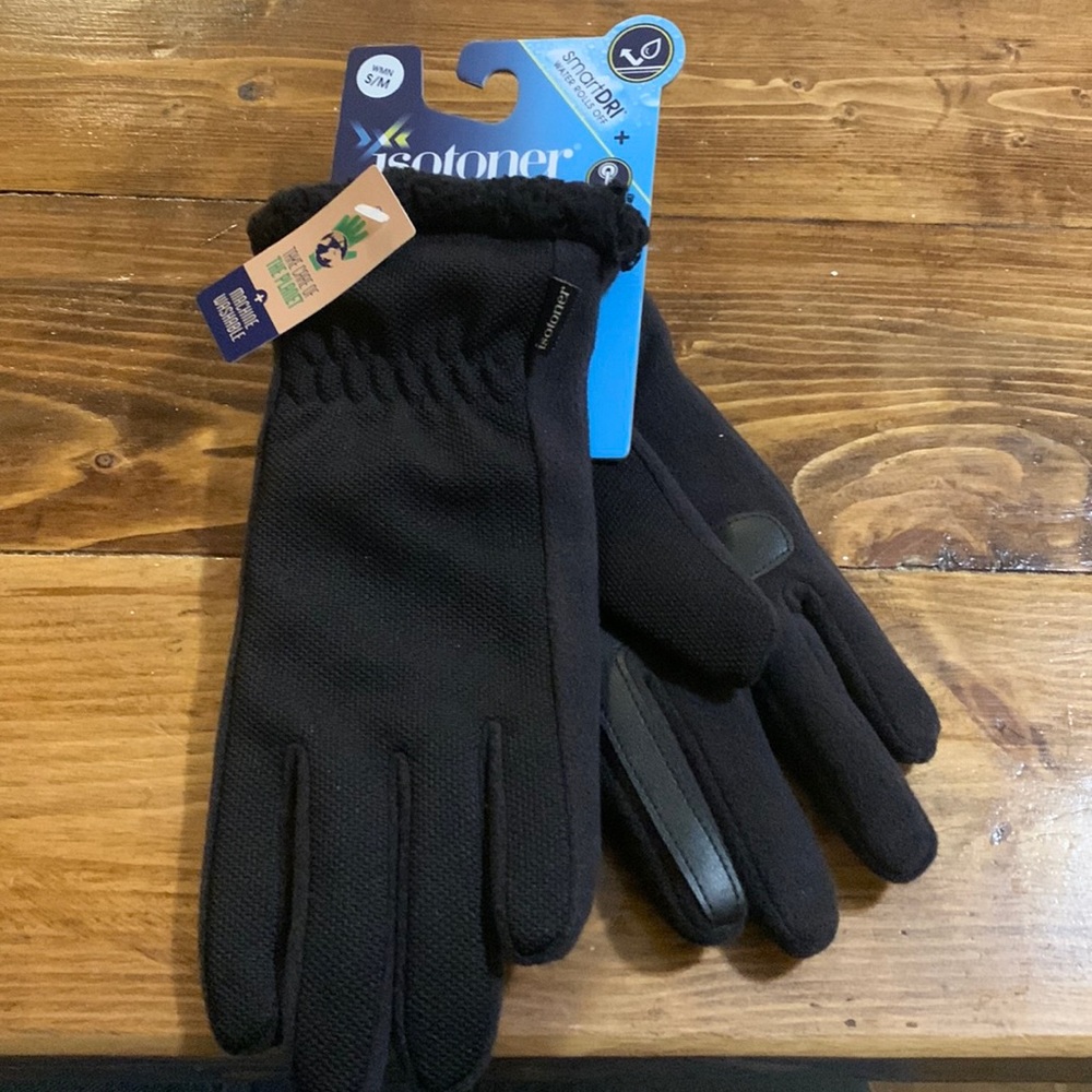 Isotoner Women’s Gloves